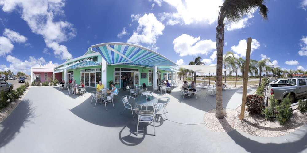 Panorama - Elle's Deli 2011