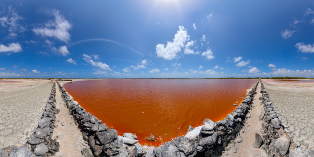 Panorama - Red Lagoon