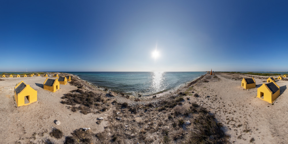 Panorama - Red Slave