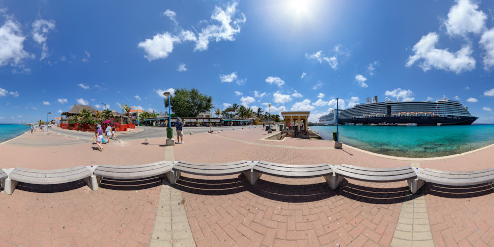 Panorama - Town Center 2010